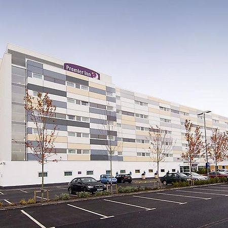 Premier Inn Manchester Airport Runger Lane North هييل المظهر الخارجي الصورة