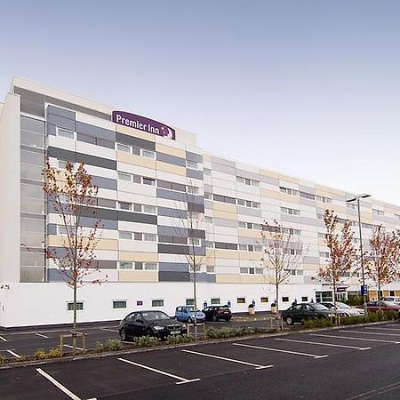 هييل Premier Inn Manchester Airport Runger Lane North المظهر الخارجي الصورة