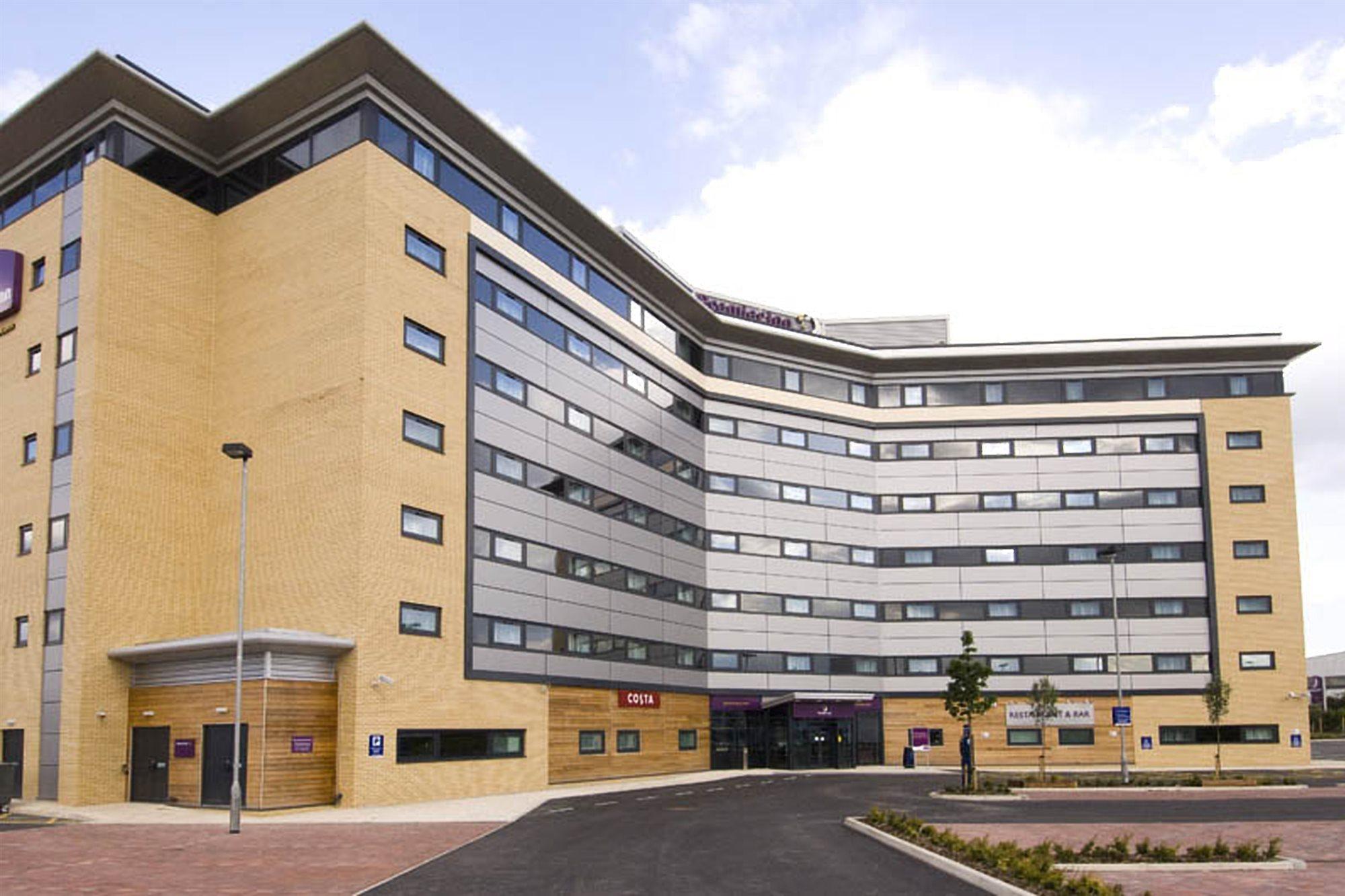 Premier Inn Manchester Airport Runger Lane North هييل المظهر الخارجي الصورة